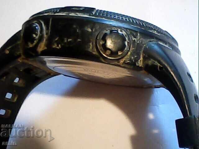 Auction  Lot of 2 sports watches, working, no battery, multi-function