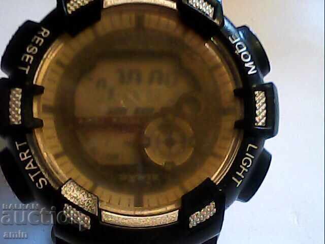 Lot of 2 sports watches, working, no battery, multi-function - 6