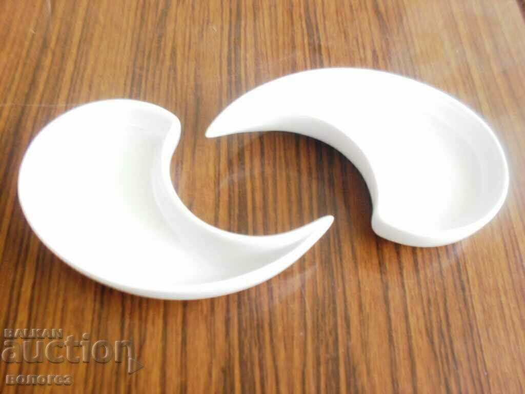 Boluri din portelan pentru nuci cu preț 24.00 BGN | € 12.27