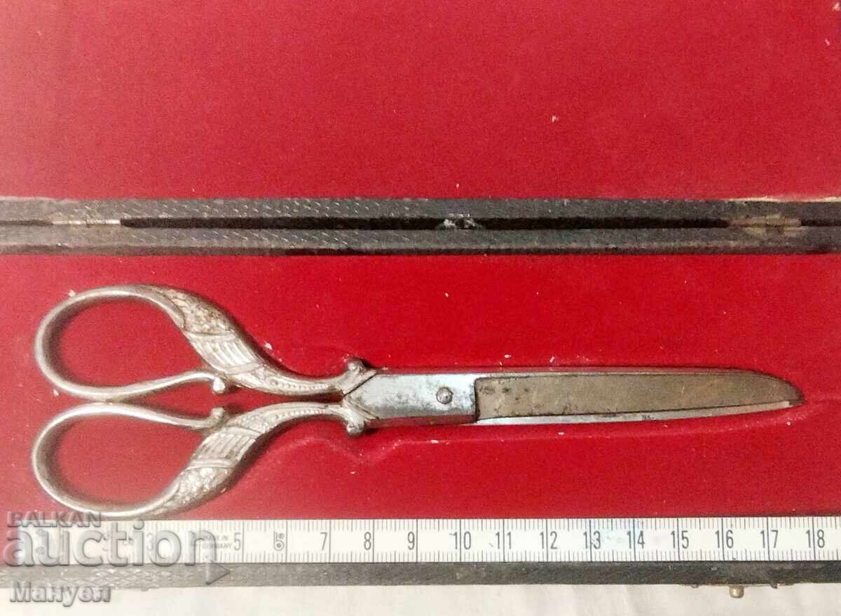 Old scissors "Solingen" - 7