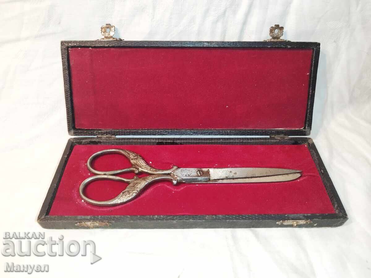 Old scissors "Solingen"