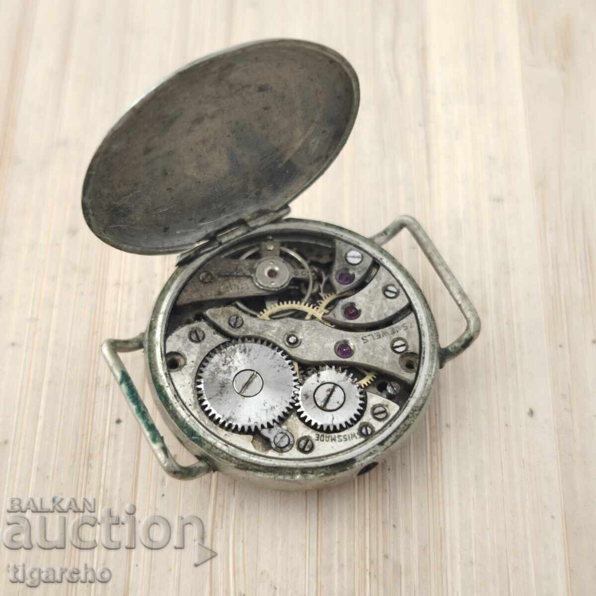 Delivery of Women's Watch Chronometre Delivery of Women's Watch Chronometre