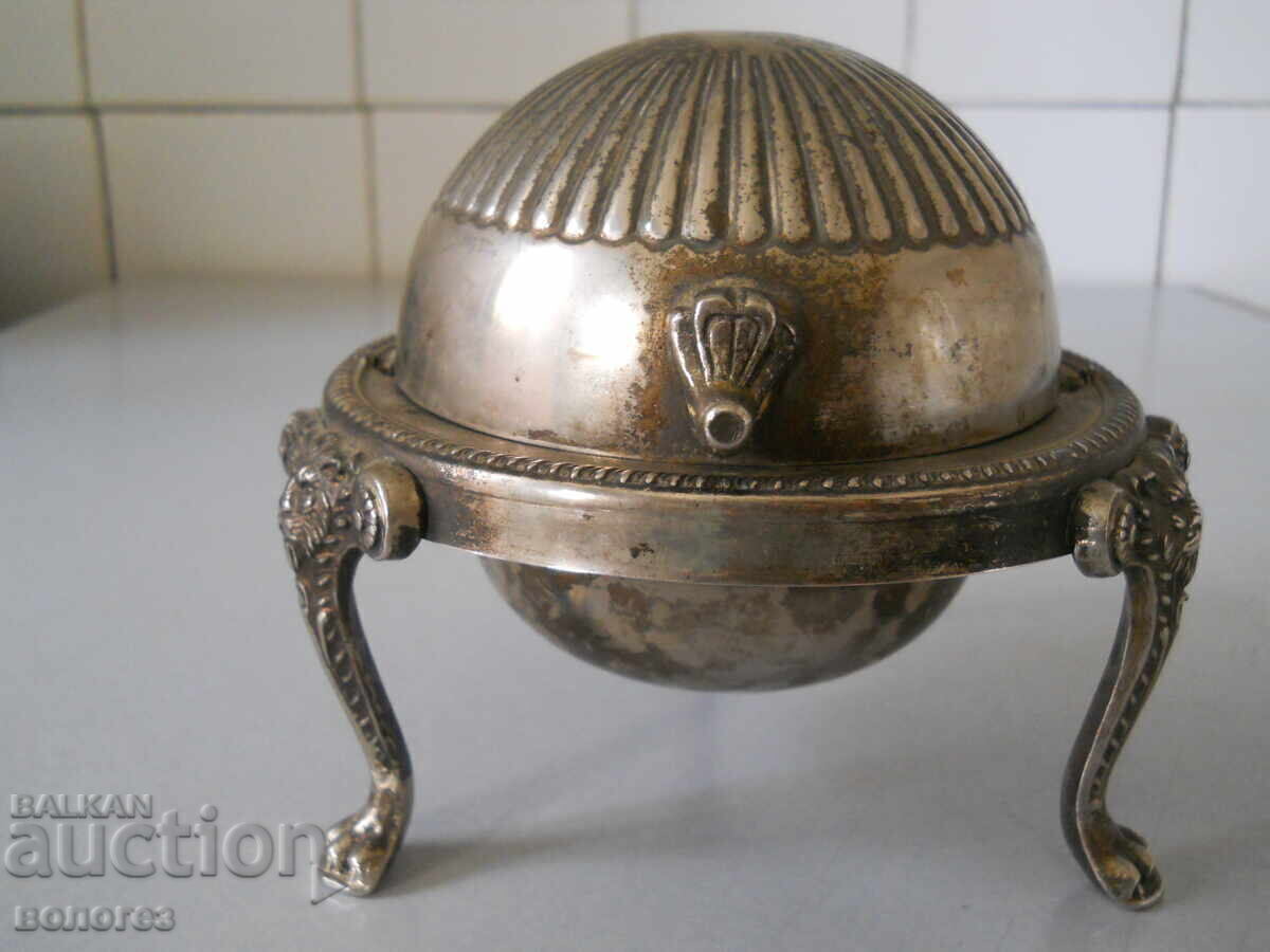 Delivery of Antique Silver-plated Dome Oil Lamp Delivery of Antique Silver-plated Dome Oil Lamp