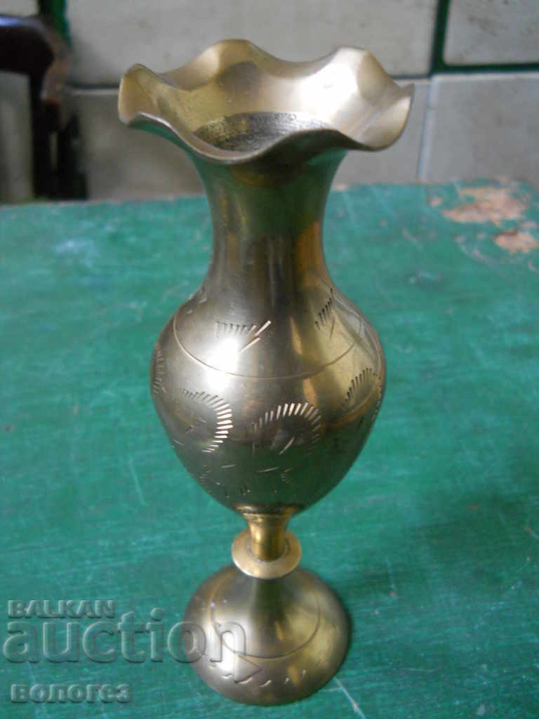 Bronze vase Bronze vase
