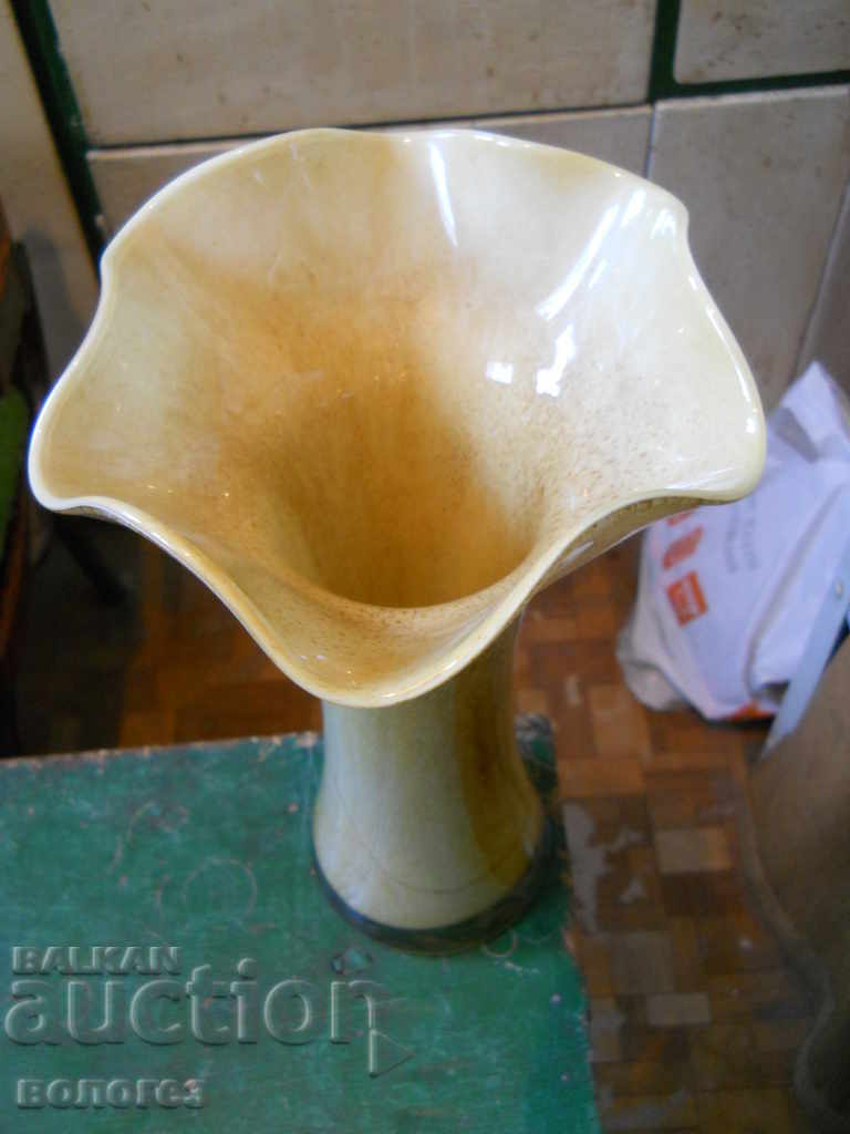 Auction Large Glass Floor Vase Auction Large Glass Floor Vase