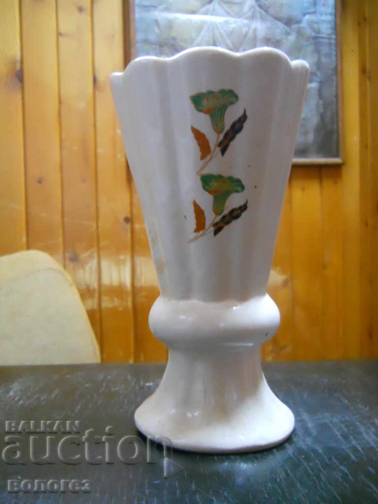 Porcelain vase Porcelain vase