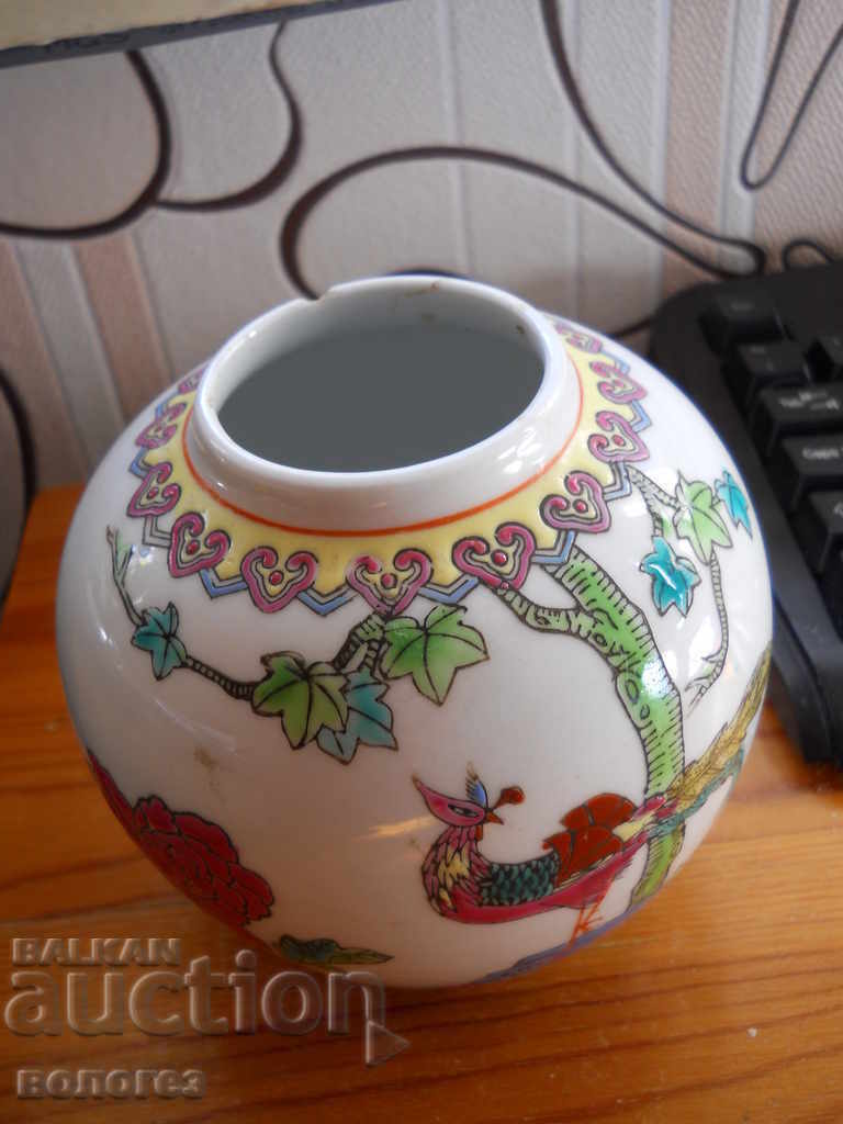 Antique Porcelain Vase (China) with price 40.00 BGN | € 20.45 Antique Porcelain Vase (China) with price 40.00 BGN | € 20.45