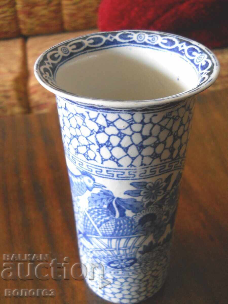 Δημοπρασία Πορσελάνινο βάζο "W. Adams" - Αγγλία Δημοπρασία Πορσελάνινο βάζο "W. Adams" - Αγγλία