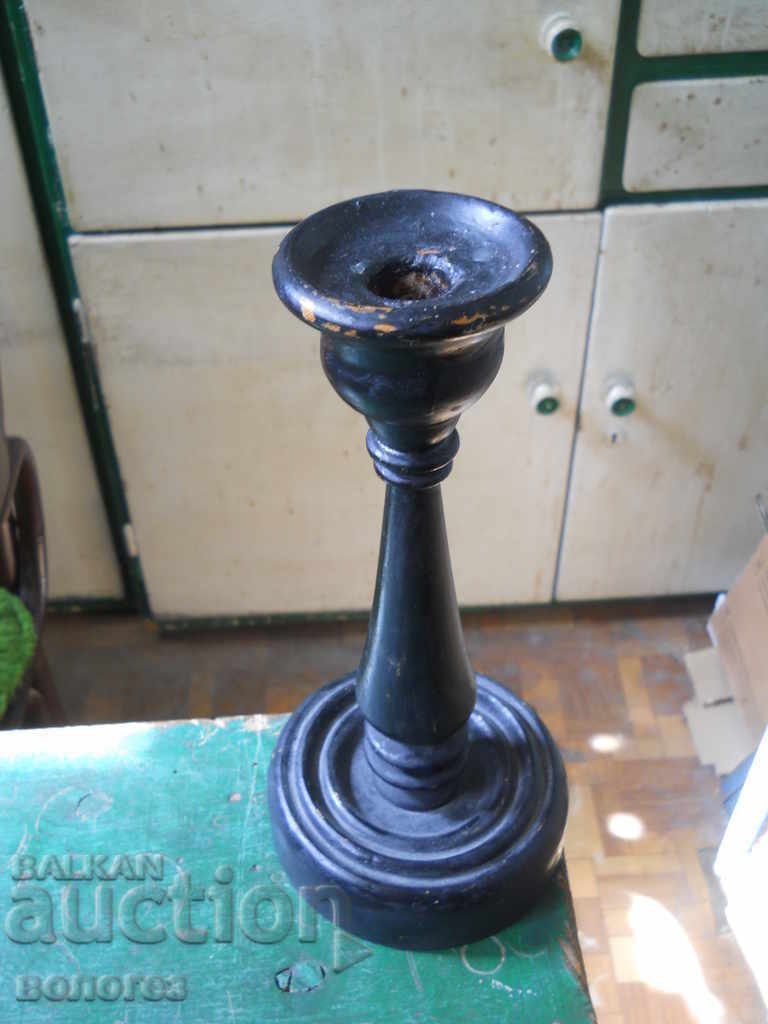Wooden candlestick with price 10.00 BGN | € 5.11 Wooden candlestick with price 10.00 BGN | € 5.11