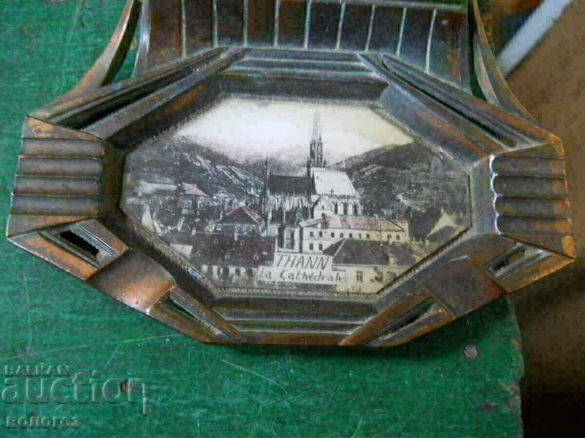 Auction Bronze ashtray - France Auction Bronze ashtray - France