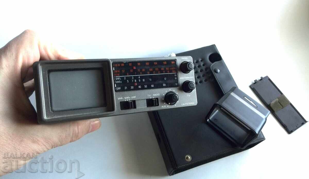 Vintage Unisonic Radio and Micro TV from 1979 with Leather - 5 Vintage Unisonic Radio and Micro TV from 1979 with Leather - 5