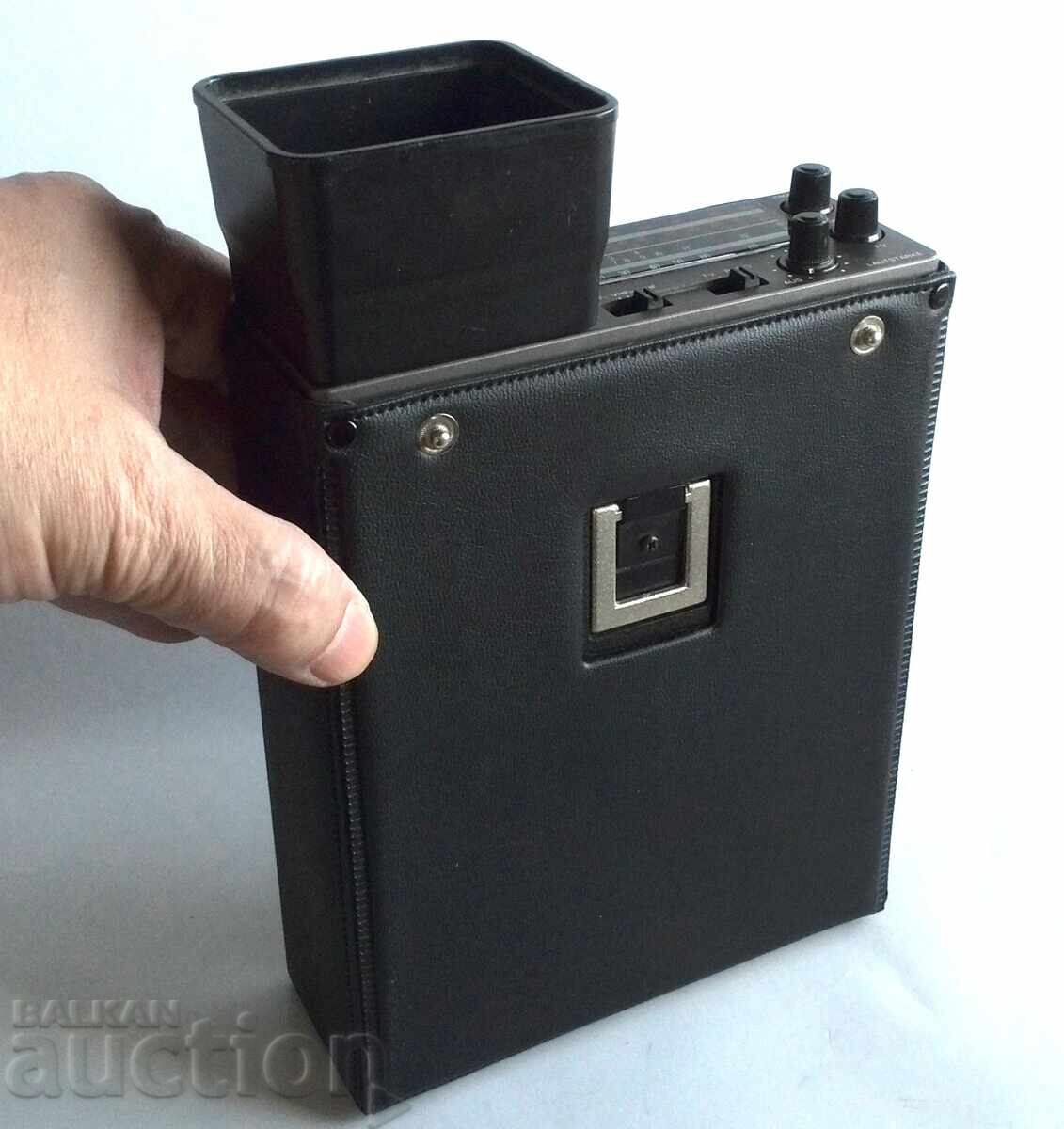 Vintage Unisonic Radio and Micro TV from 1979 with Leather - 6 Vintage Unisonic Radio and Micro TV from 1979 with Leather - 6