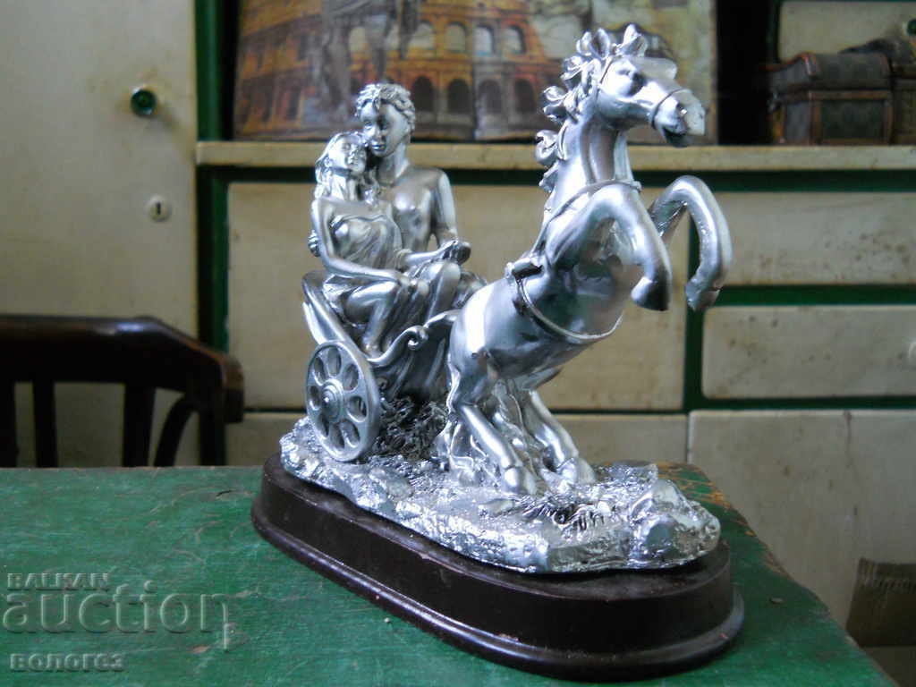 Statuette - Chariot with a loving couple with price 15.00 BGN | € 7.67 Statuette - Chariot with a loving couple with price 15.00 BGN | € 7.67