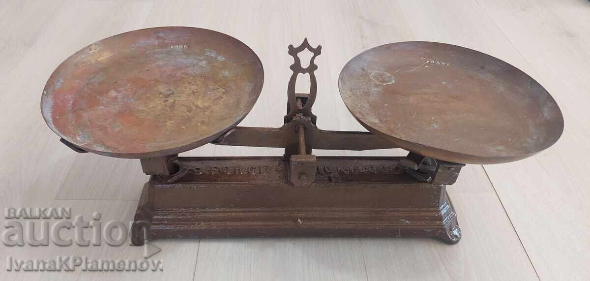 Vintage Balance Scale for Connoisseurs
