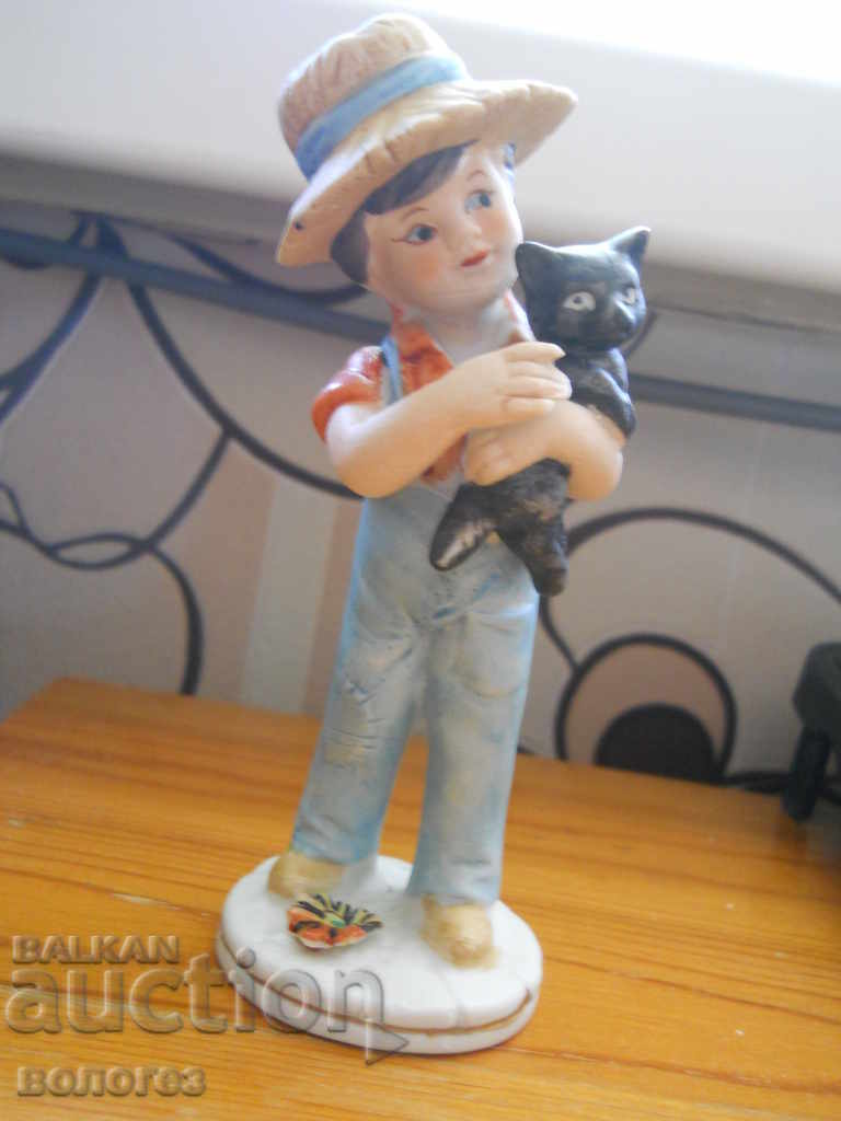 Porcelain figurine Porcelain figurine