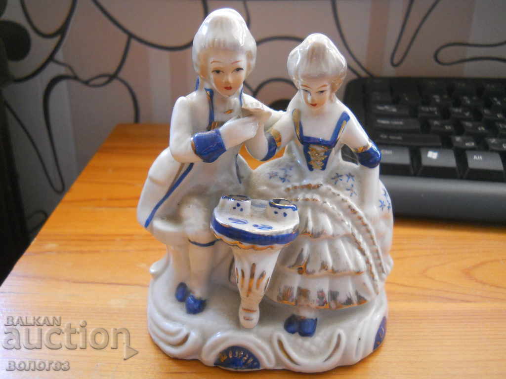 Porcelain figurine Porcelain figurine