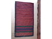 Αυθεντική υφαντή ποδιά, κοστούμι