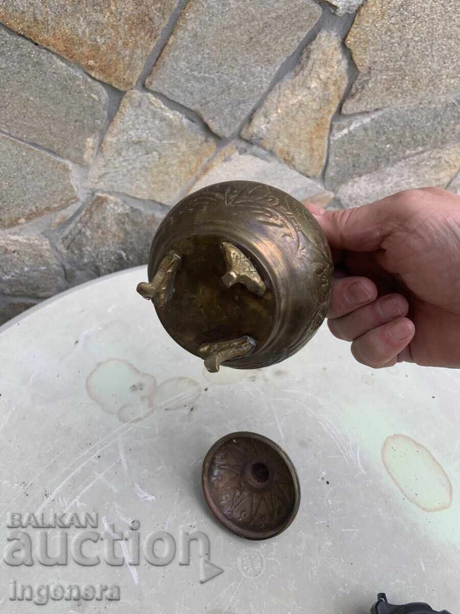 CEASCĂ DE ZAHĂRNIȚĂ DIN ALAMĂ, VECHE - 5 CEASCĂ DE ZAHĂRNIȚĂ DIN ALAMĂ, VECHE - 5