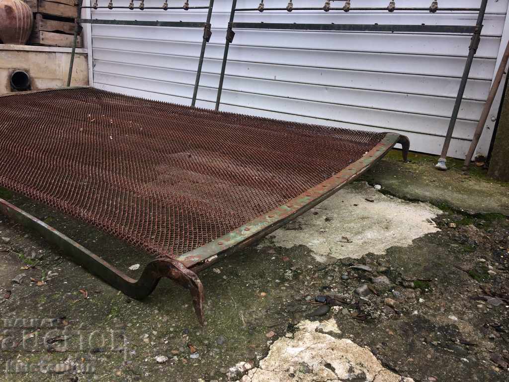 OLD BED FROM ROYAL TIMES - PROMOTION - 6