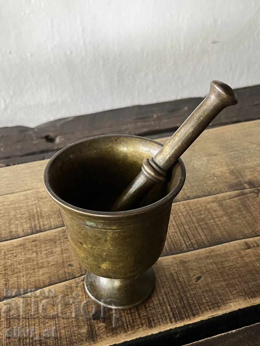 Old bronze mortar and pestle - 7