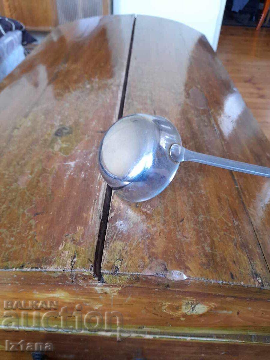 Παράδοση Μια παλιά κουτάλα Παράδοση Μια παλιά κουτάλα