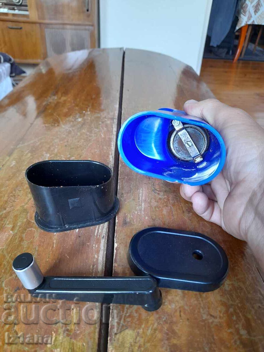 Rasnita de cafea veche, rasnita, rasnita de cafea - 5 Rasnita de cafea veche, rasnita, rasnita de cafea - 5