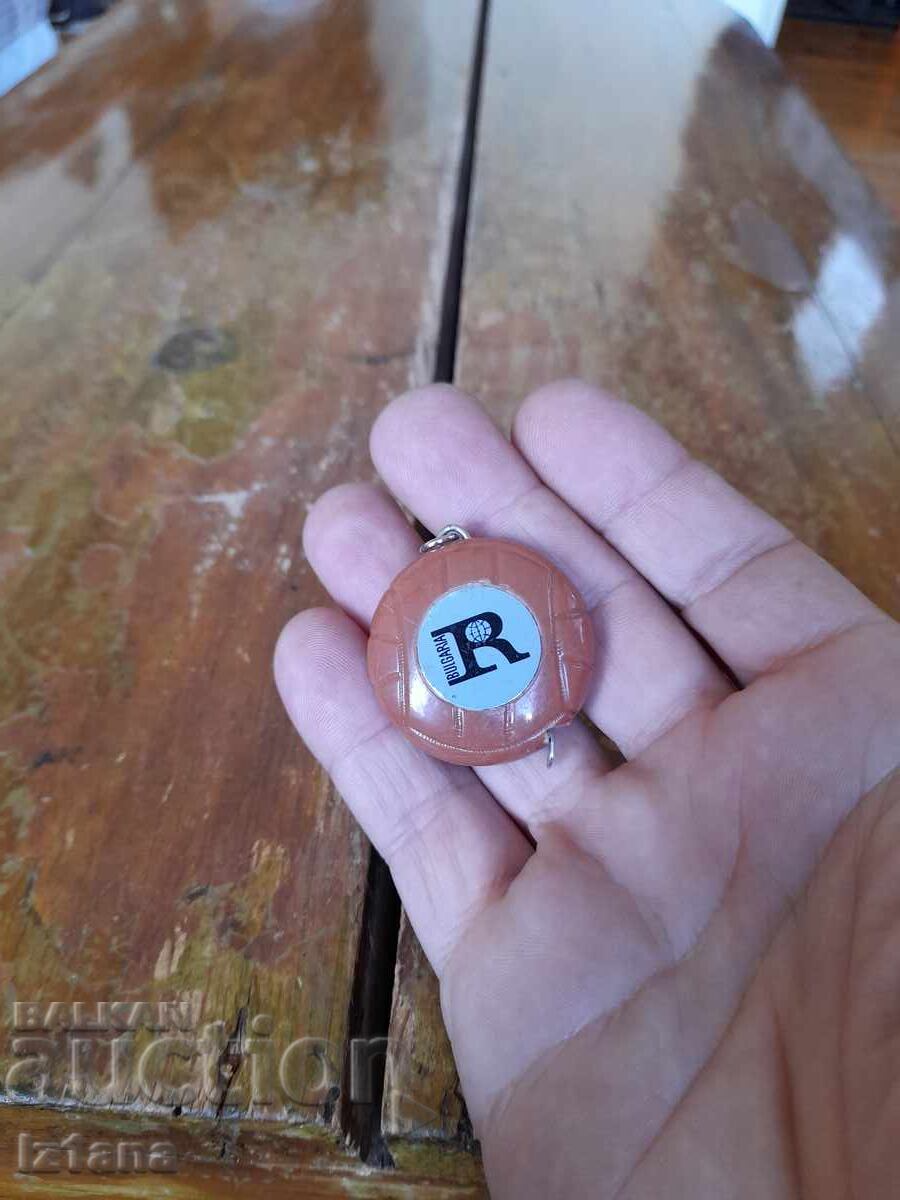 Auction  Old keychain, tape measure. Assorted items, Sofia