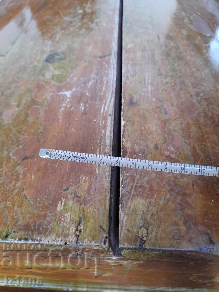 Delivery of Old keychain, tape measure. Assorted items, Sofia