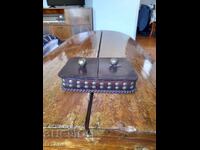 Cutie veche de piele pentru cărți de joc