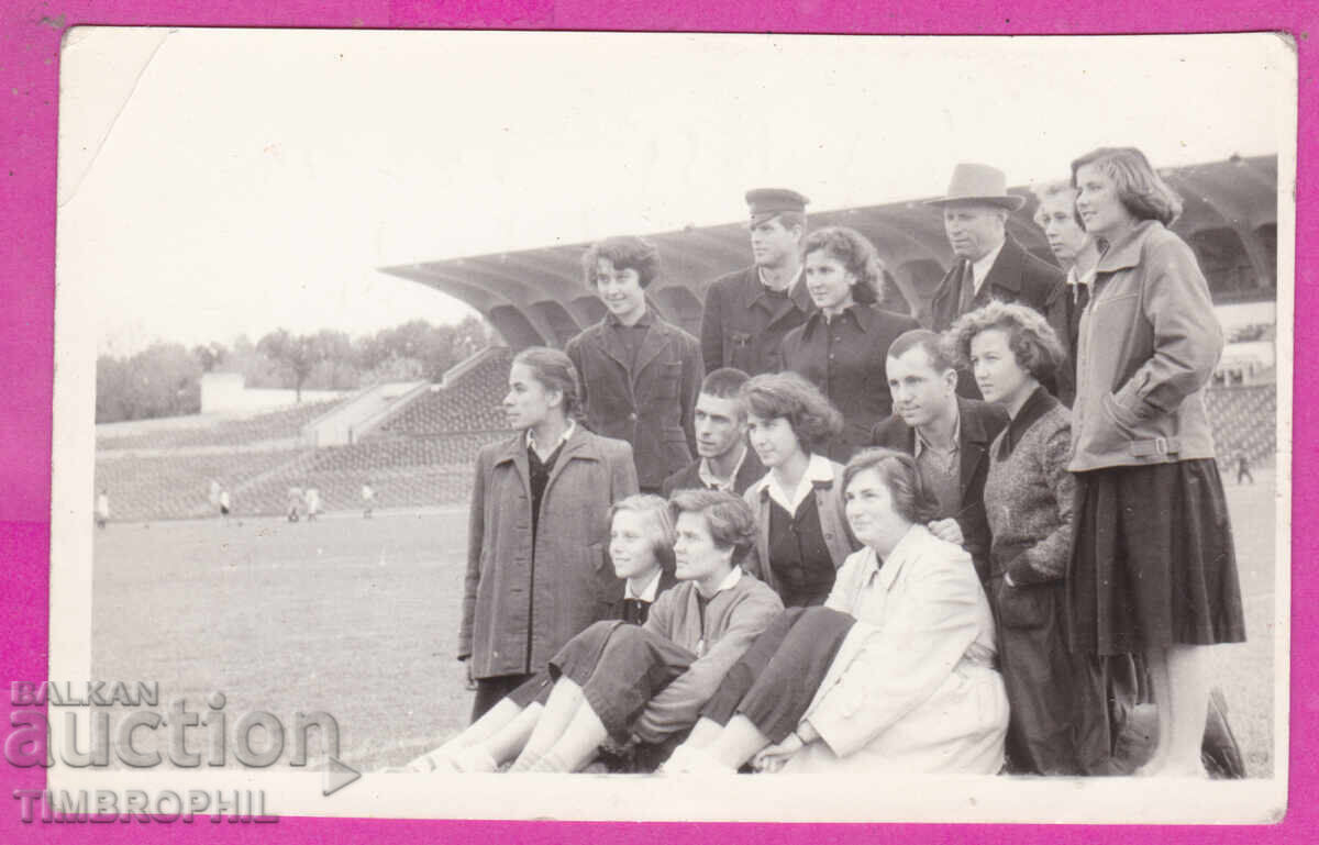 Δημοπρασία 314378 / Μικρές φωτογραφίες 1954 1955 Στάδιο "Λέφσκι"("Ρακόφσκι")
