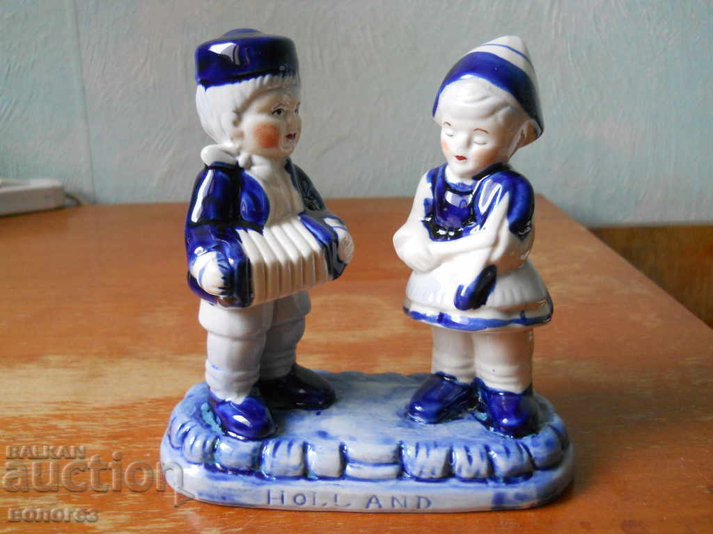 Porcelain figurine - Netherlands (marked) Porcelain figurine - Netherlands (marked)