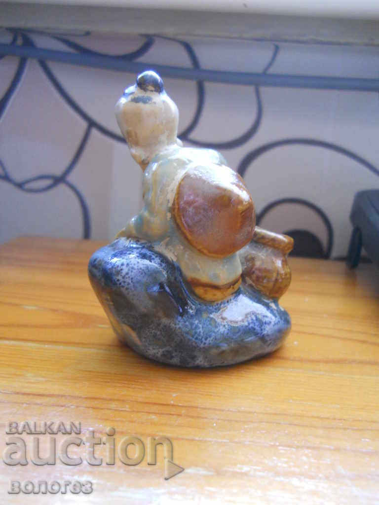 Licitație Statuetă ceramică veche - înțelept-pescar (China) Licitație Statuetă ceramică veche - înțelept-pescar (China)