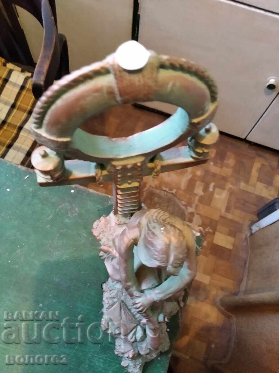 O statuetă mare de alabastru - 5 O statuetă mare de alabastru - 5