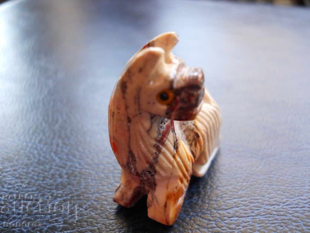 Licitație Lama din piatră semiprețioasă (steatit) Licitație Lama din piatră semiprețioasă (steatit)