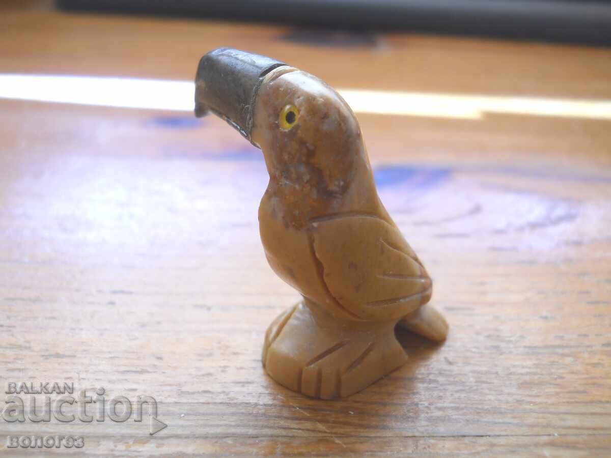 Licitație Tucan din piatră semiprețioasă (steatit) Licitație Tucan din piatră semiprețioasă (steatit)