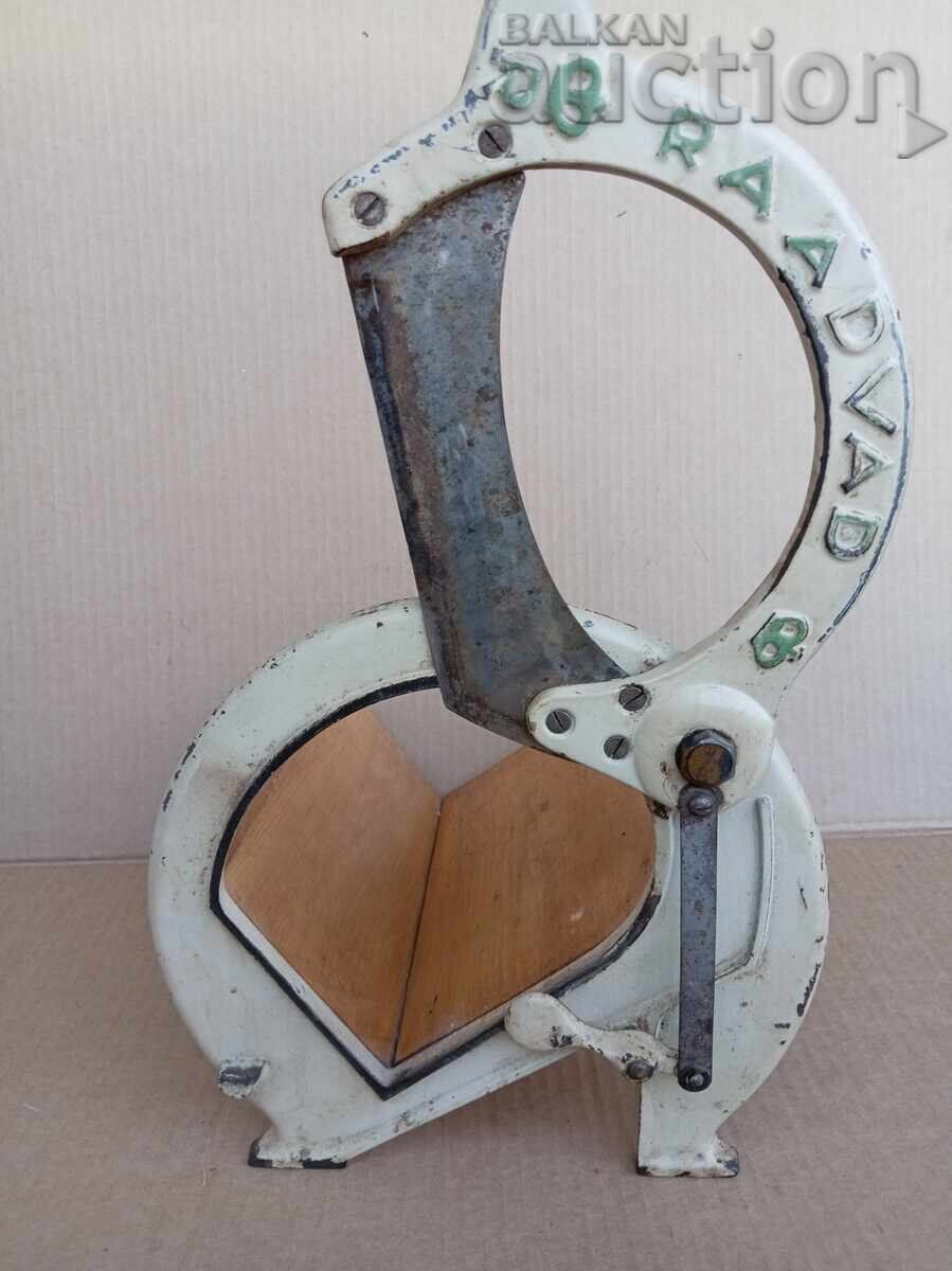 Αντίκα μαχαίρι, γκιλοτίνα RAADVAD για ψωμί σαλάμι με τιμή 181.00 BGN | € 92.54