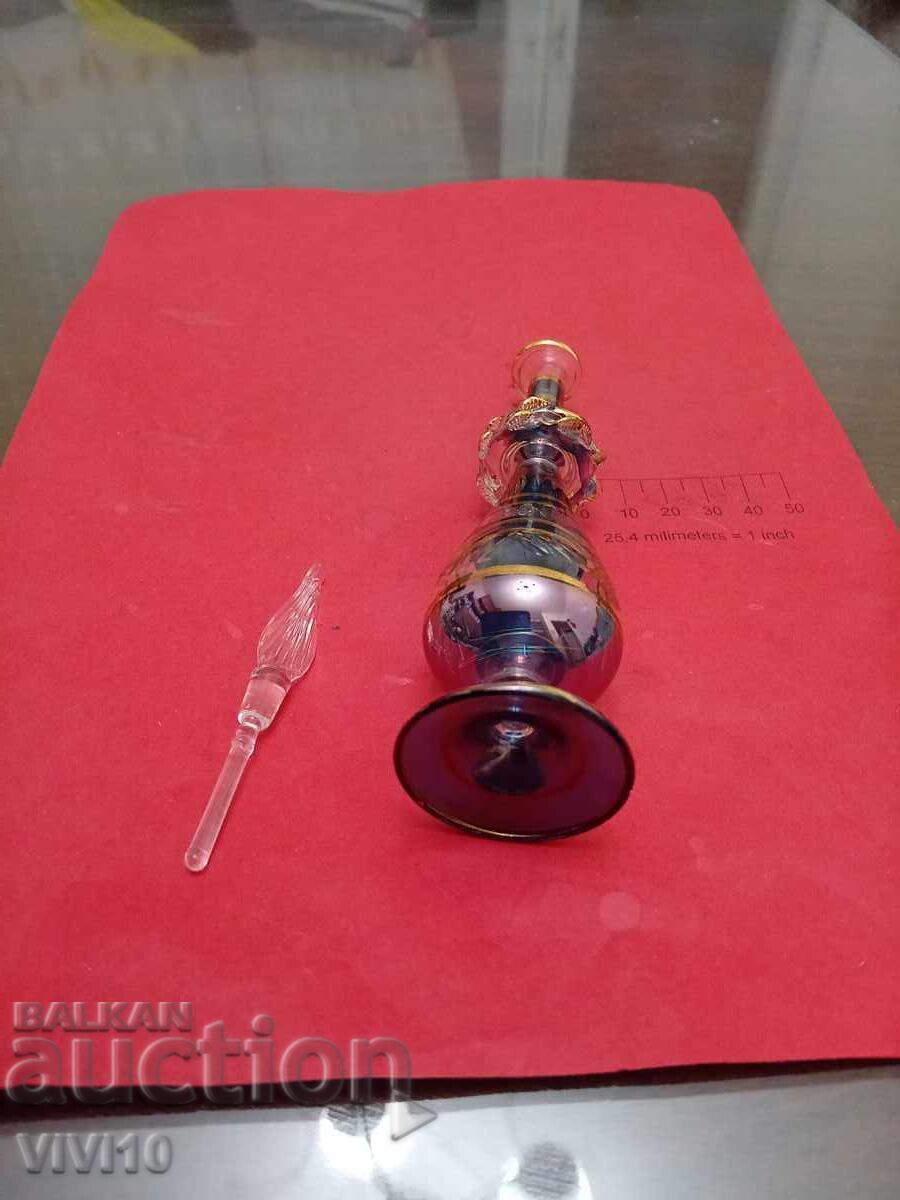 Licitație Sticluță de parfum veche, Aurită