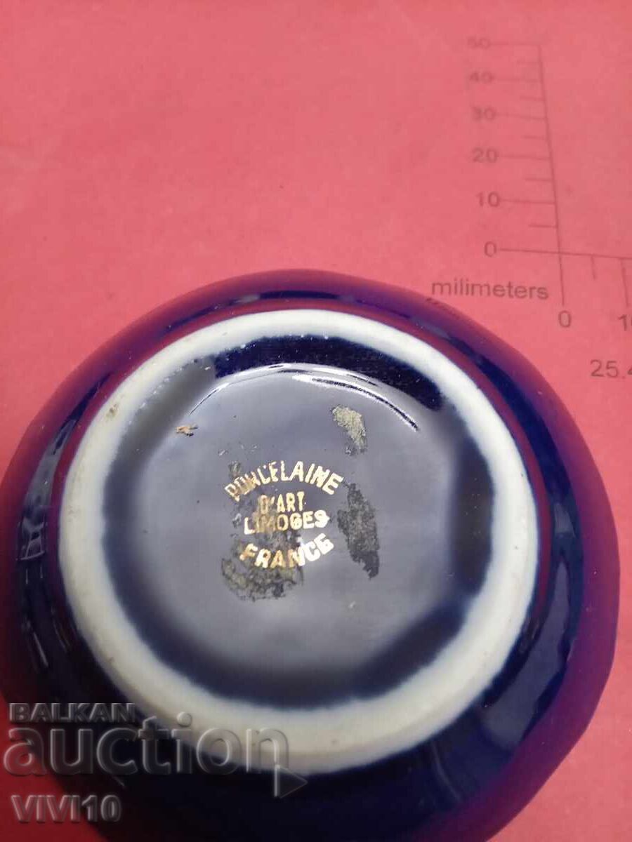 Farfurie veche LIMOGES, MINIATURĂ cu preț € 20.00 | 39.12 BGN