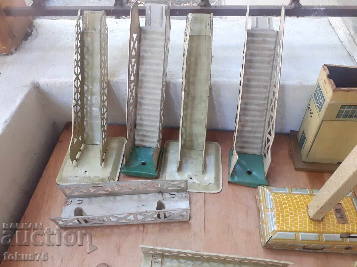 Lot piese metalice de trenuleț constructor șine gară joc - 5