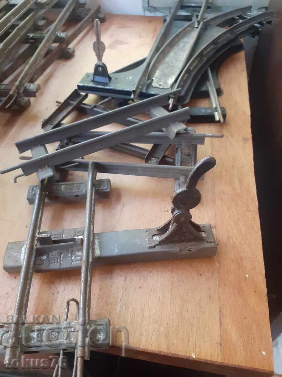 Λοτ τμημάτων τρένου κατασκευαστή μεταλλικών ραγών πίστα - παλιό παιχνίδι - 6