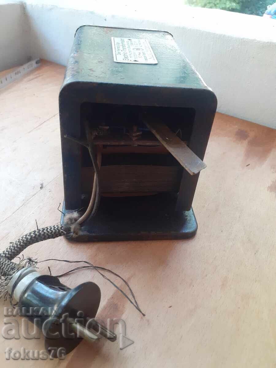 Δημοπρασία Παλαιό γερμανικό μετασχηματιστής τροφοδοσίας τραφ για τρένο - παιχνίδι