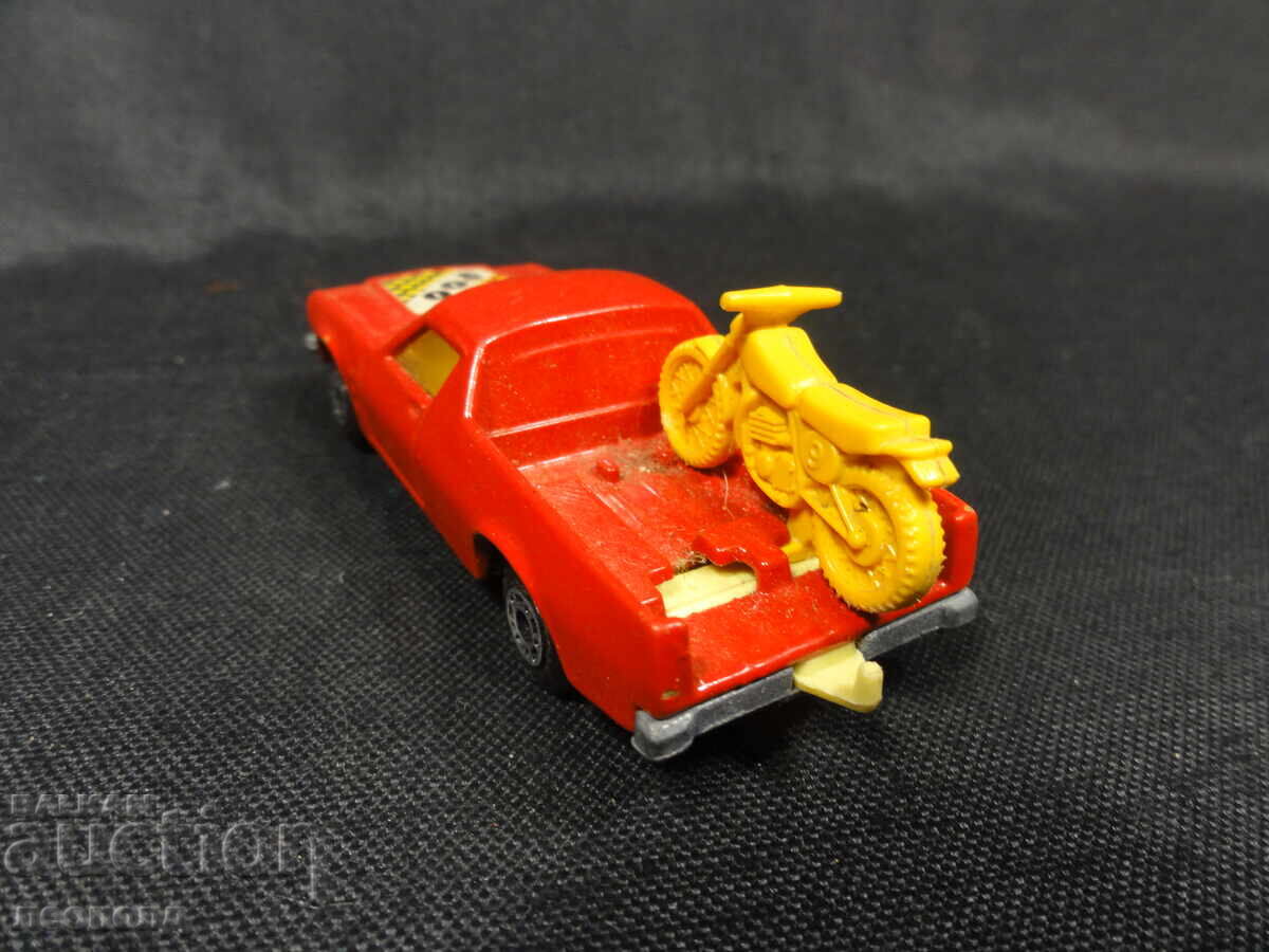 Auction  OLD RETRO METAL MATCHBOX ENGLAND HOLDEN PICK-UP