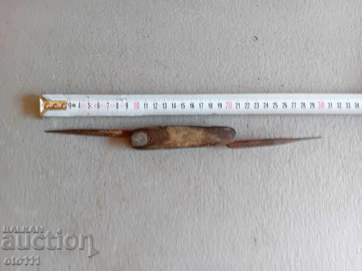 СТАР РИБАРСКИ ,БОЦМАНСКИ ИНСТРУМЕНТ -БИВОЛСКИ РОГ с цена 40.00 лв. | € 20.45