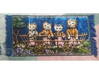 Frumos covoraș de pluș „Pisici” de la Cheiz