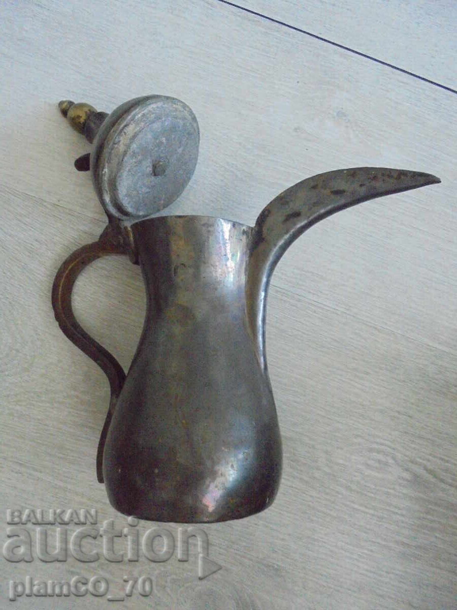 Доставка на №*8205 Стар месингов съд – ориенталска кана “Далла”