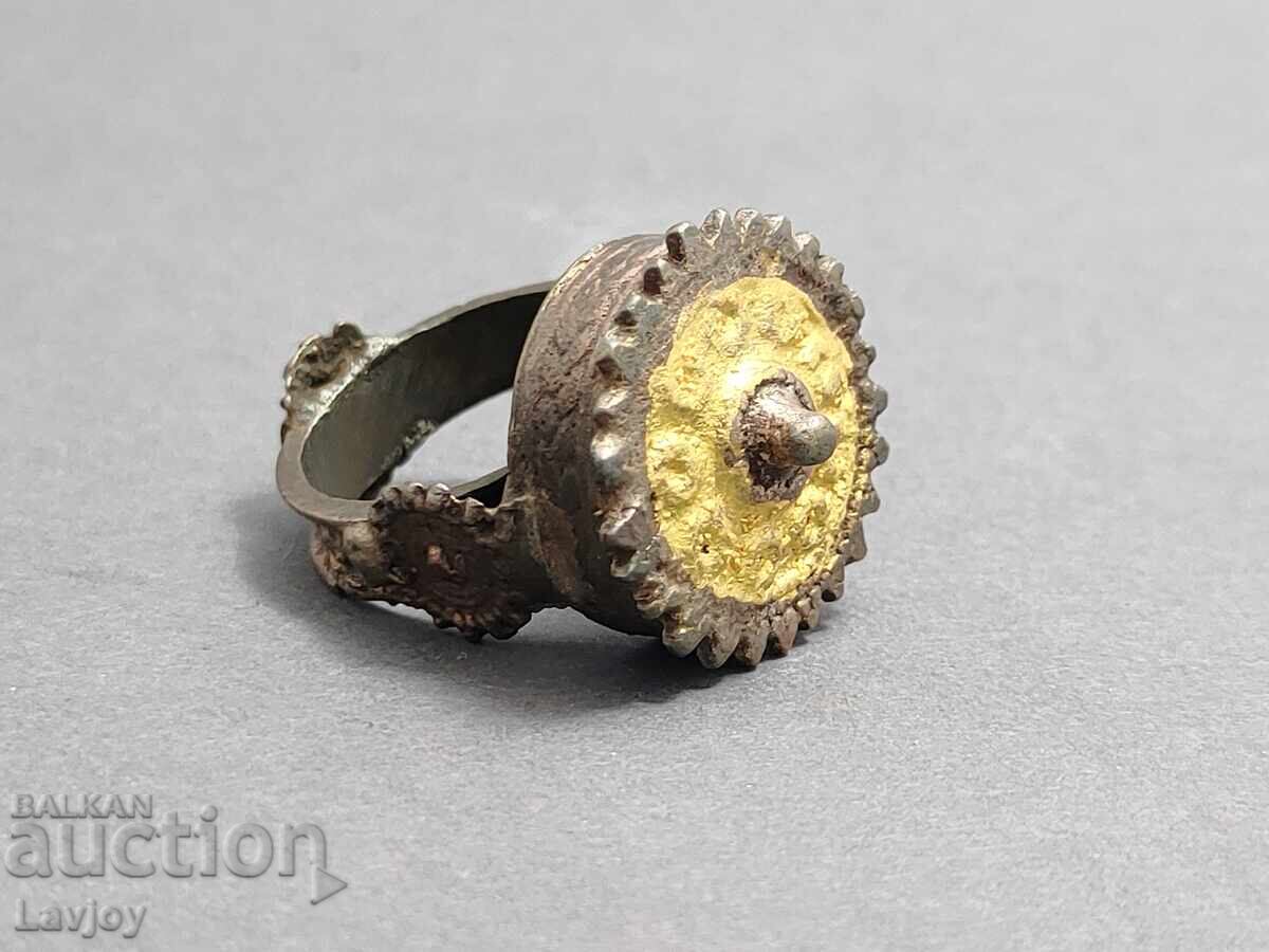 Голям възрожденски сребърен пръстен