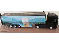 Model truck for collectors