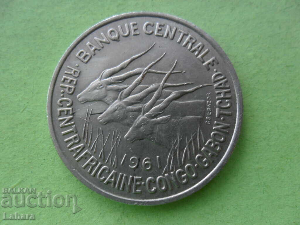 50 franci 1961, Congo, Gabon, Ciad cu preț 18.00 BGN | € 9.20 50 franci 1961, Congo, Gabon, Ciad cu preț 18.00 BGN | € 9.20