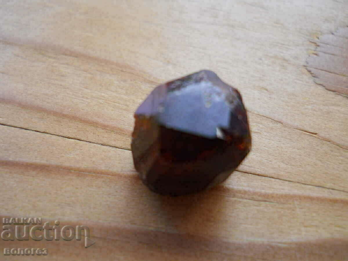 Garnet with price 10.00 BGN | € 5.11