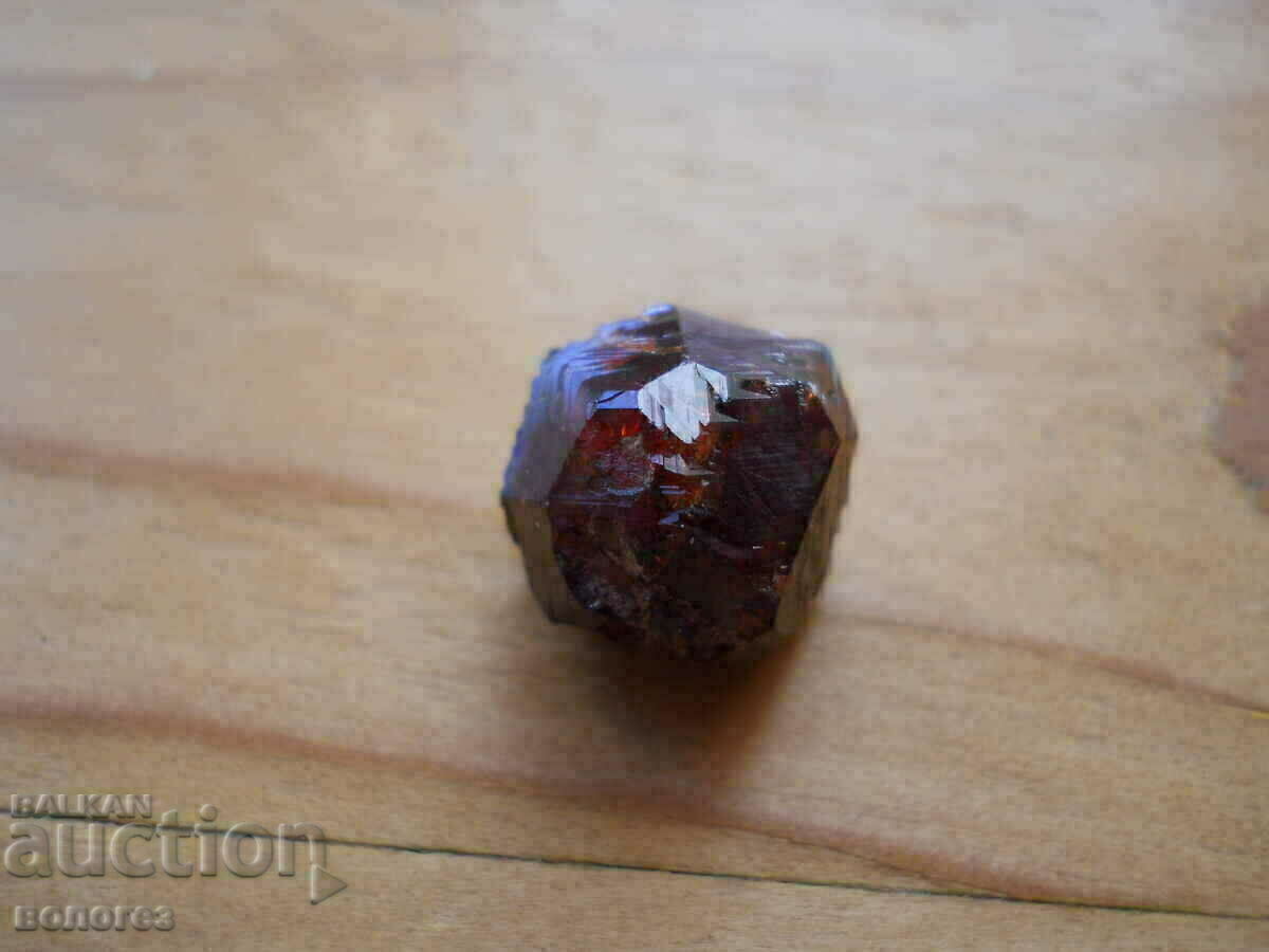 Garnet with price 10.00 BGN | € 5.11